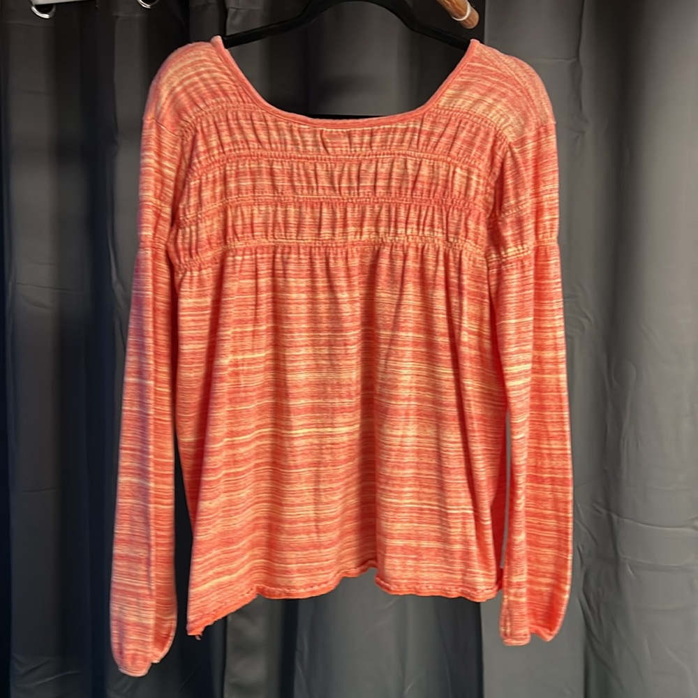 We the Free Coral scallop edged Top - Picture 4 of 5